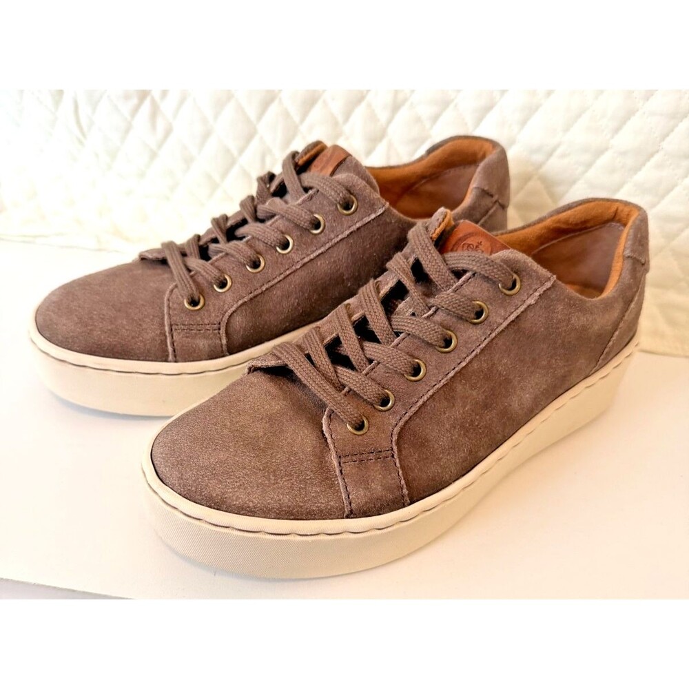 Born Mira Shoes Womens Size 7M. Brown suede Sneaker Low Top Lace Up Platform